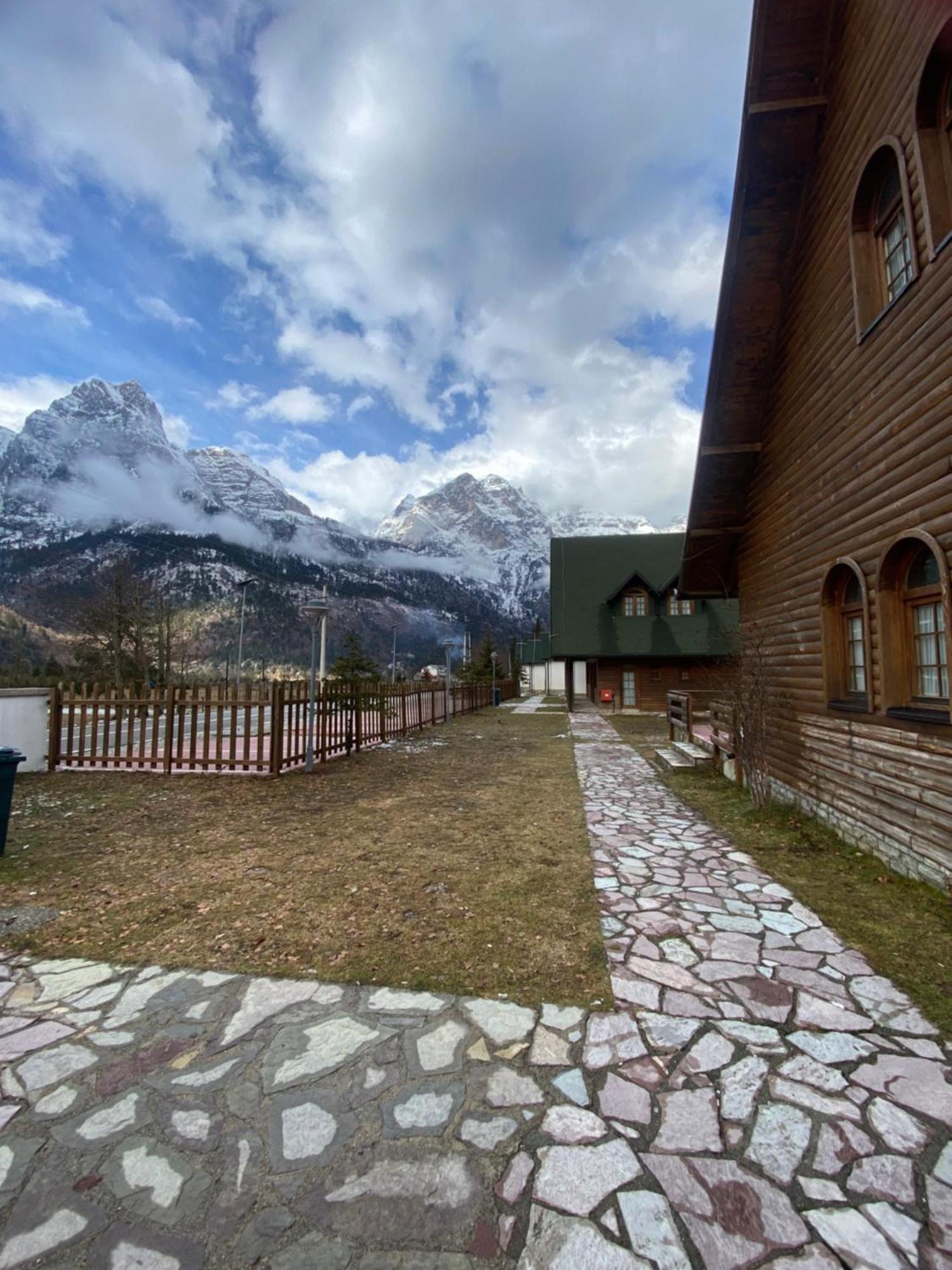 Mik Hotel Valbona Kültér fotó